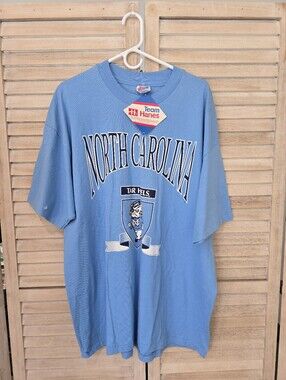 Vintage 90s UNC Tar Heels Hanes Blue NWT T-Shirt XXL